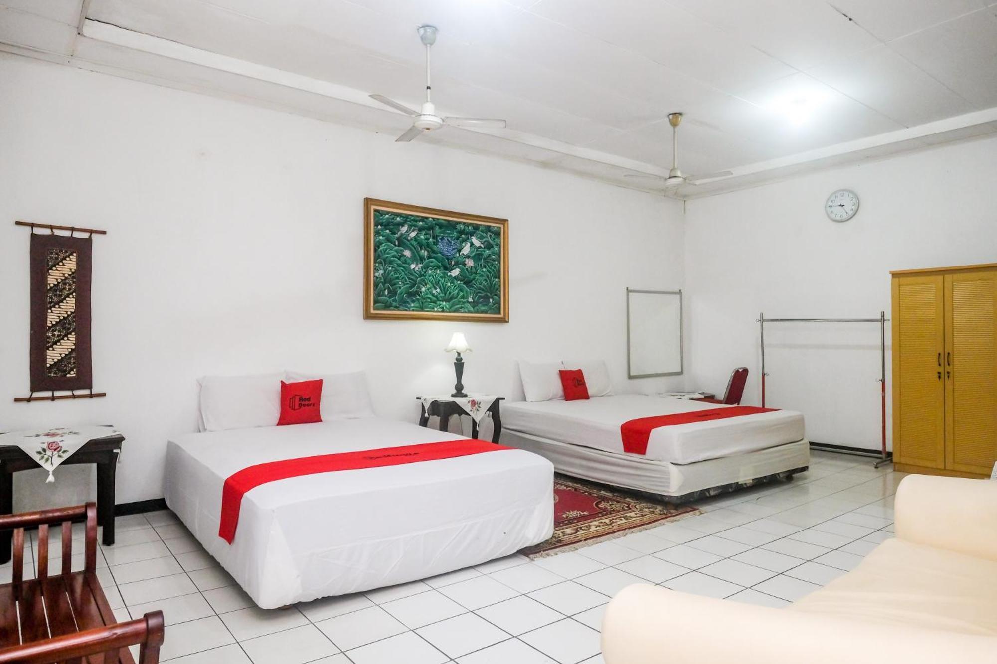 Reddoorz Syariah At Griya Raharja Klaten 外观 照片