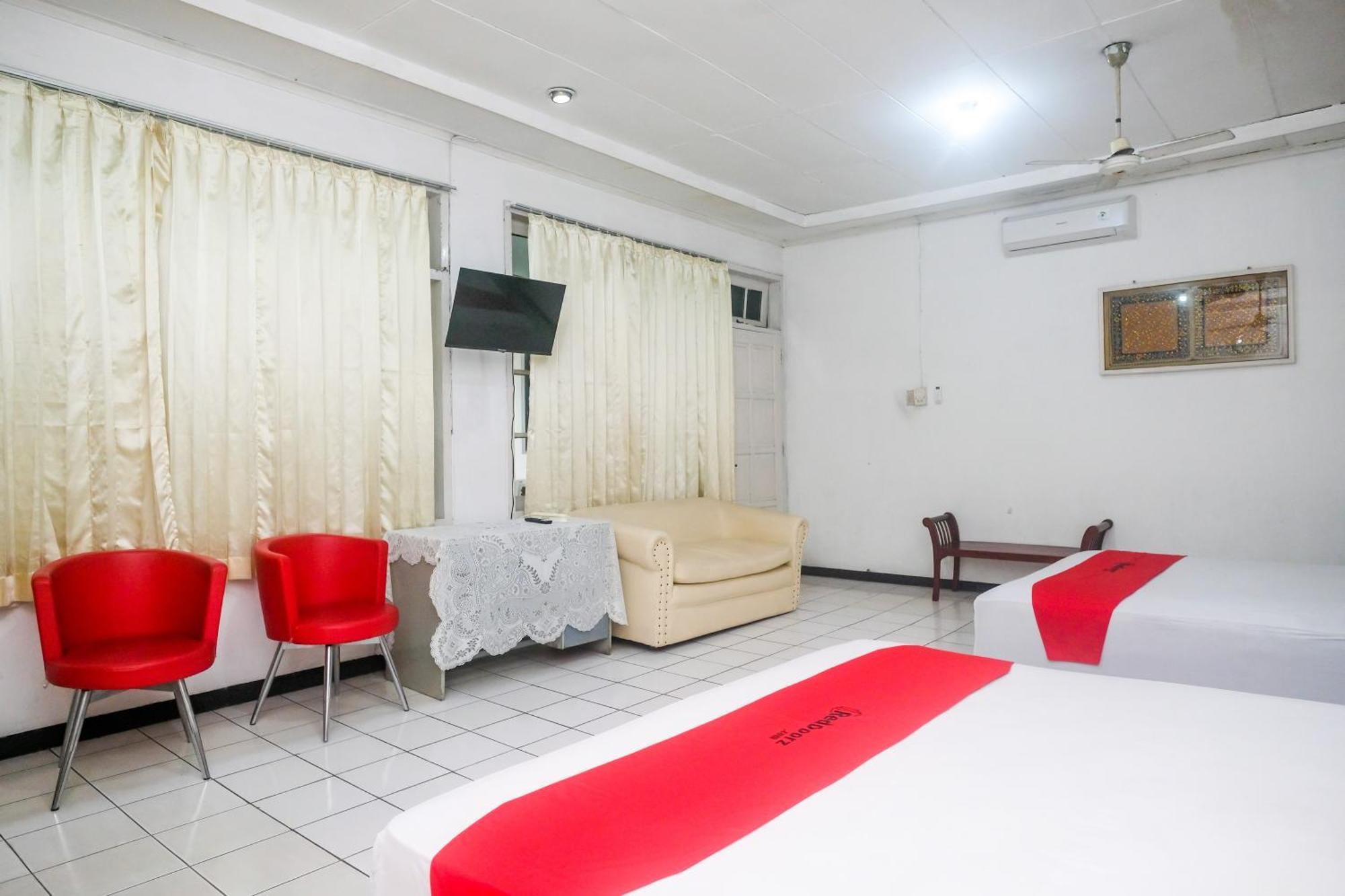 Reddoorz Syariah At Griya Raharja Klaten 外观 照片