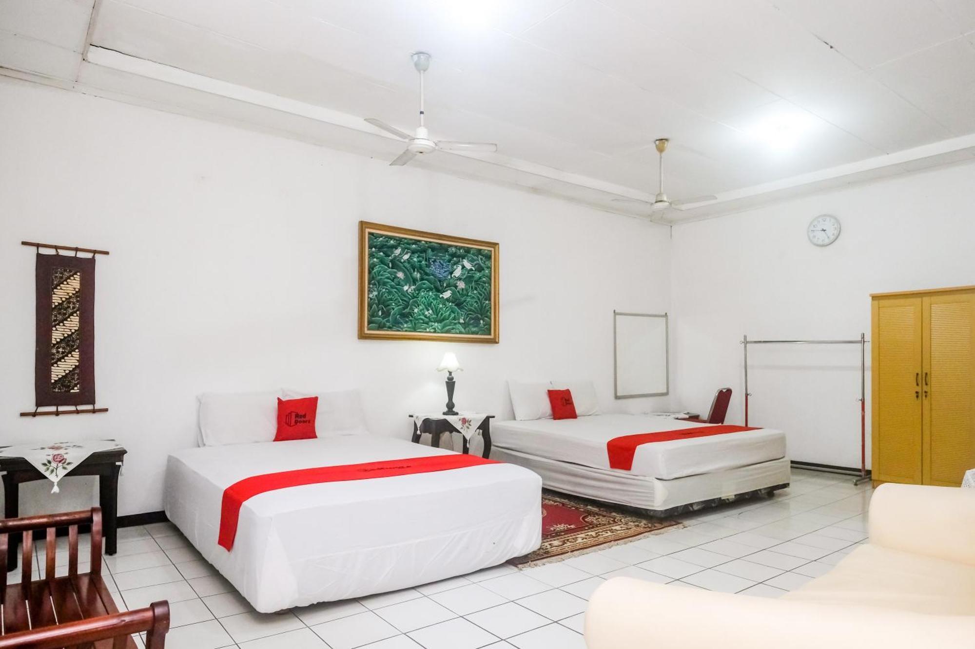 Reddoorz Syariah At Griya Raharja Klaten 外观 照片