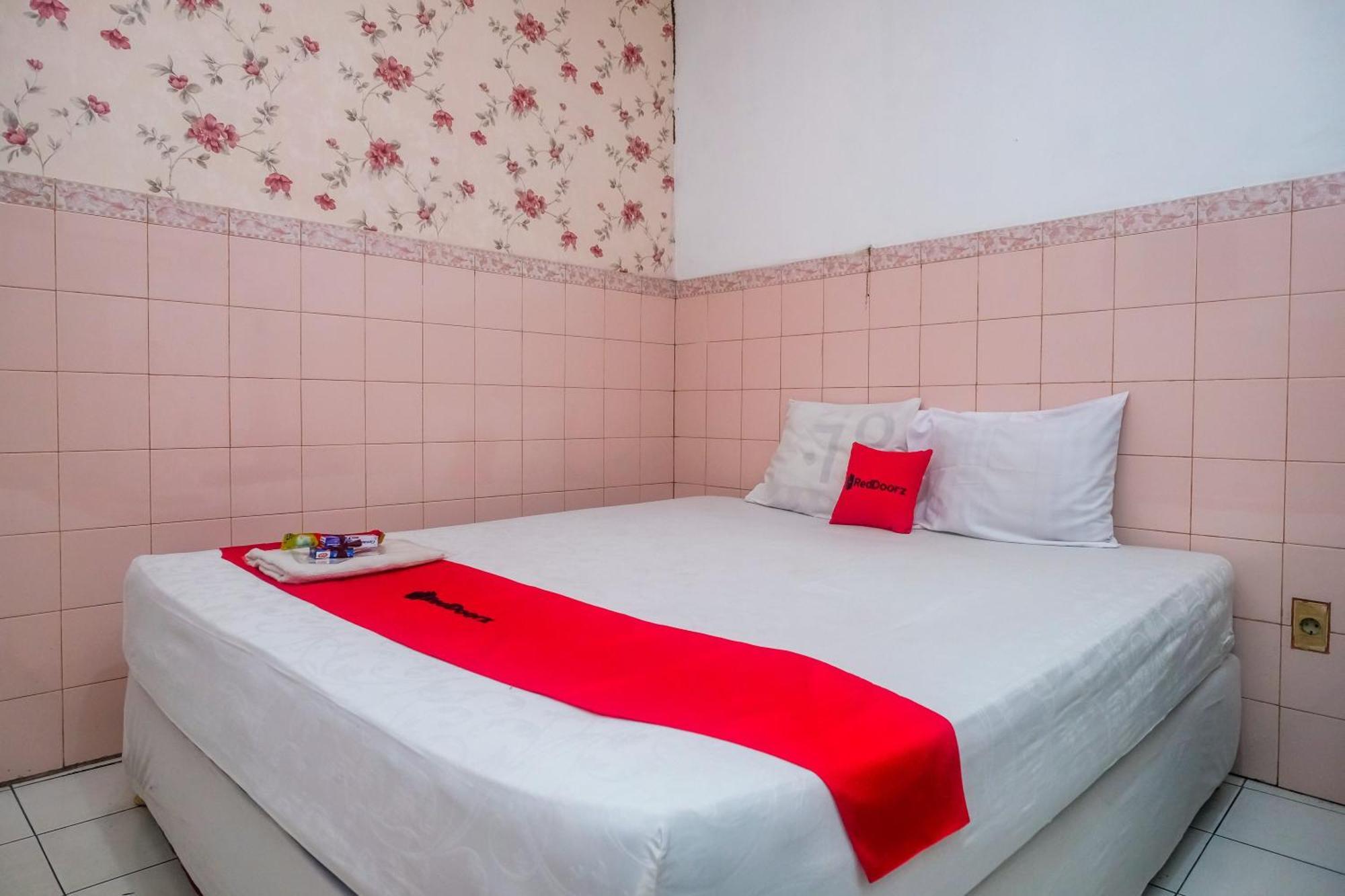 Reddoorz Syariah At Griya Raharja Klaten 外观 照片