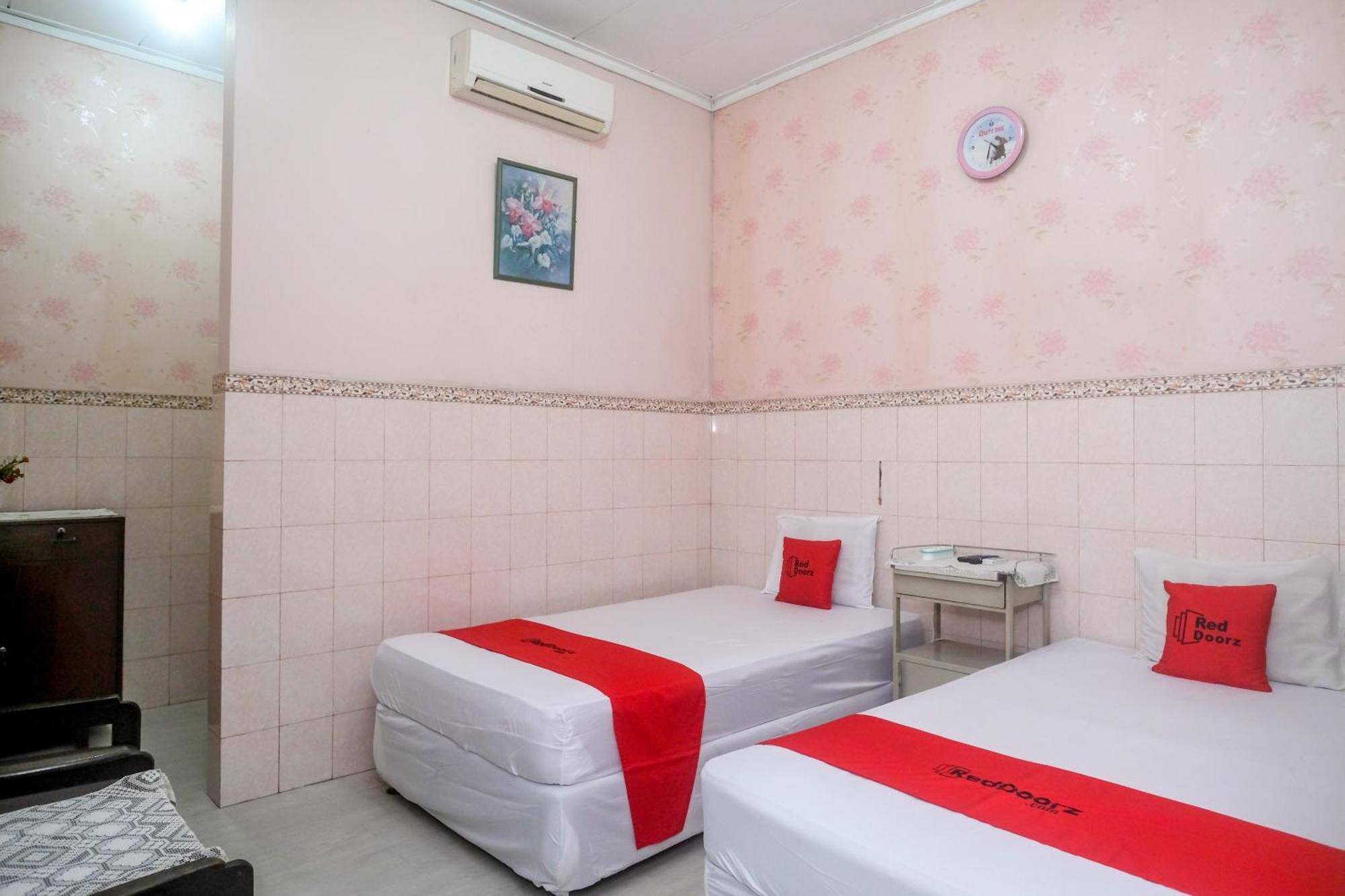 Reddoorz Syariah At Griya Raharja Klaten 外观 照片
