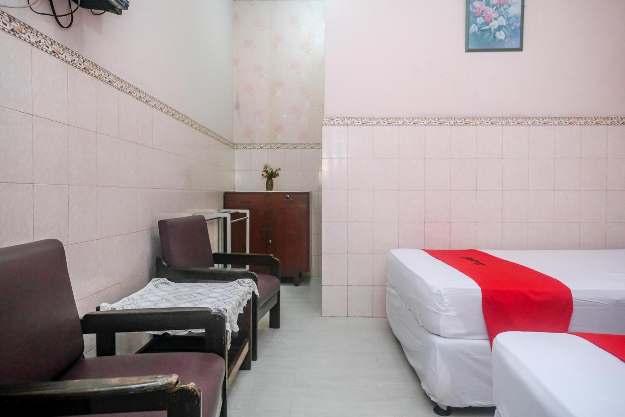 Reddoorz Syariah At Griya Raharja Klaten 外观 照片