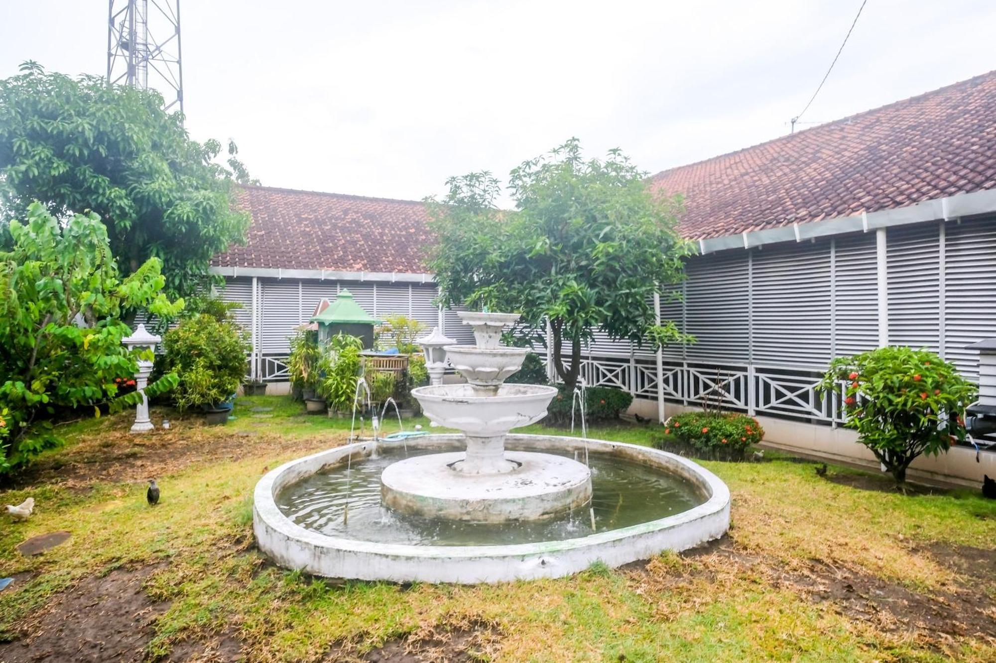 Reddoorz Syariah At Griya Raharja Klaten 外观 照片