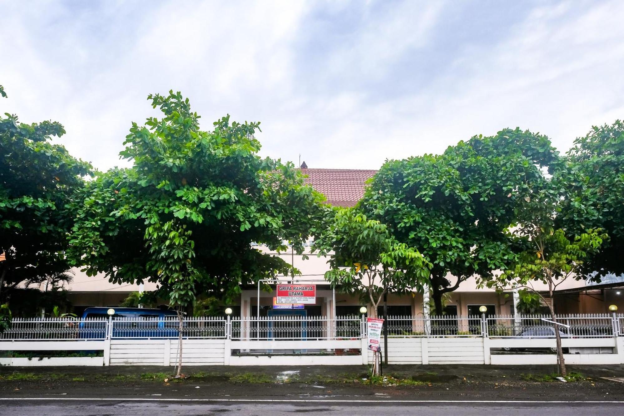 Reddoorz Syariah At Griya Raharja Klaten 外观 照片