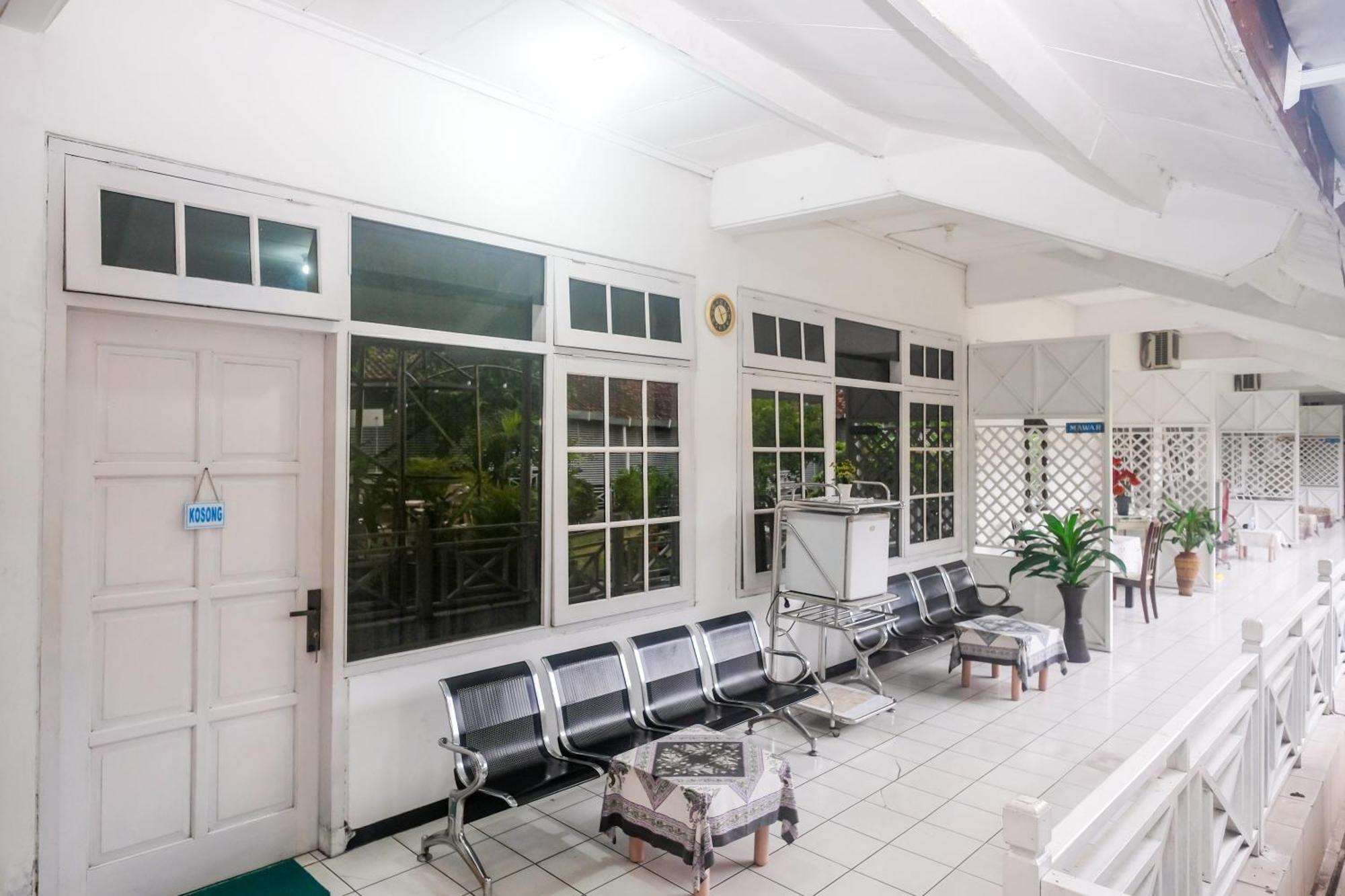 Reddoorz Syariah At Griya Raharja Klaten 外观 照片